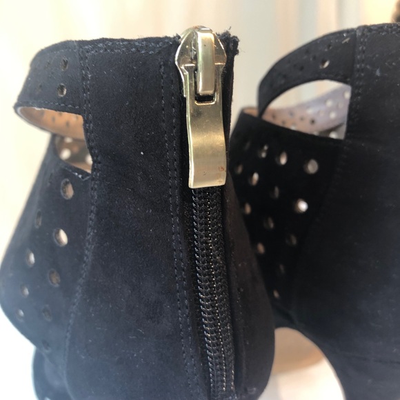 SOLD Just Fab suede back zip stilettos. Sz9 - Picture 8 of 8